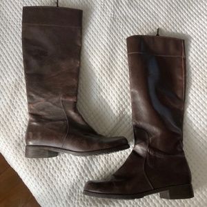 Stuart Weitzman brown knee-high boots size 7.5